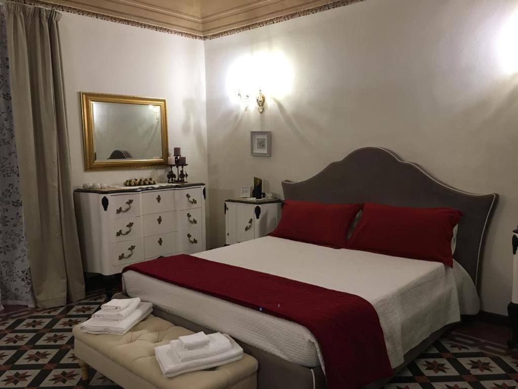 Ferienwohnung La Piazza E Mia Cefalù Exterior foto